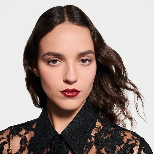 LV Rouge - Satin Lipstick in Perfumes and Beauty 's Lips } collections by Louis Vuitton (Product zoom)