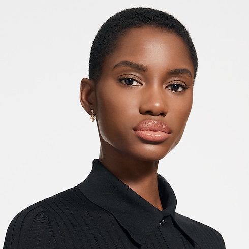 LV Rouge - Satin Lipstick in Perfumes and Beauty 's Lips } collections by Louis Vuitton (Product zoom)