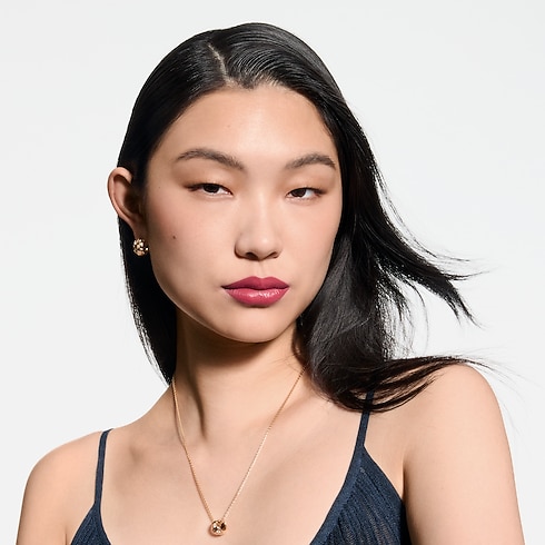 LV Rouge - Satin Lipstick Refill in Perfumes and Beauty 's Lips } collections by Louis Vuitton (Product zoom)