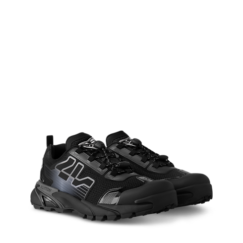 LV Runner Tatic Sneaker in Men's Shoes Sneakers collections by Louis Vuitton (Product zoom)