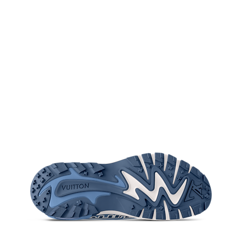 LV Runner Tatic Sneaker in Men's Shoes Sneakers collections by Louis Vuitton (Product zoom)