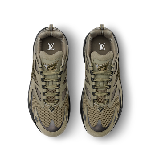 LV Runner Tatic Sneaker in Men's Shoes Sneakers collections by Louis Vuitton (Product zoom)