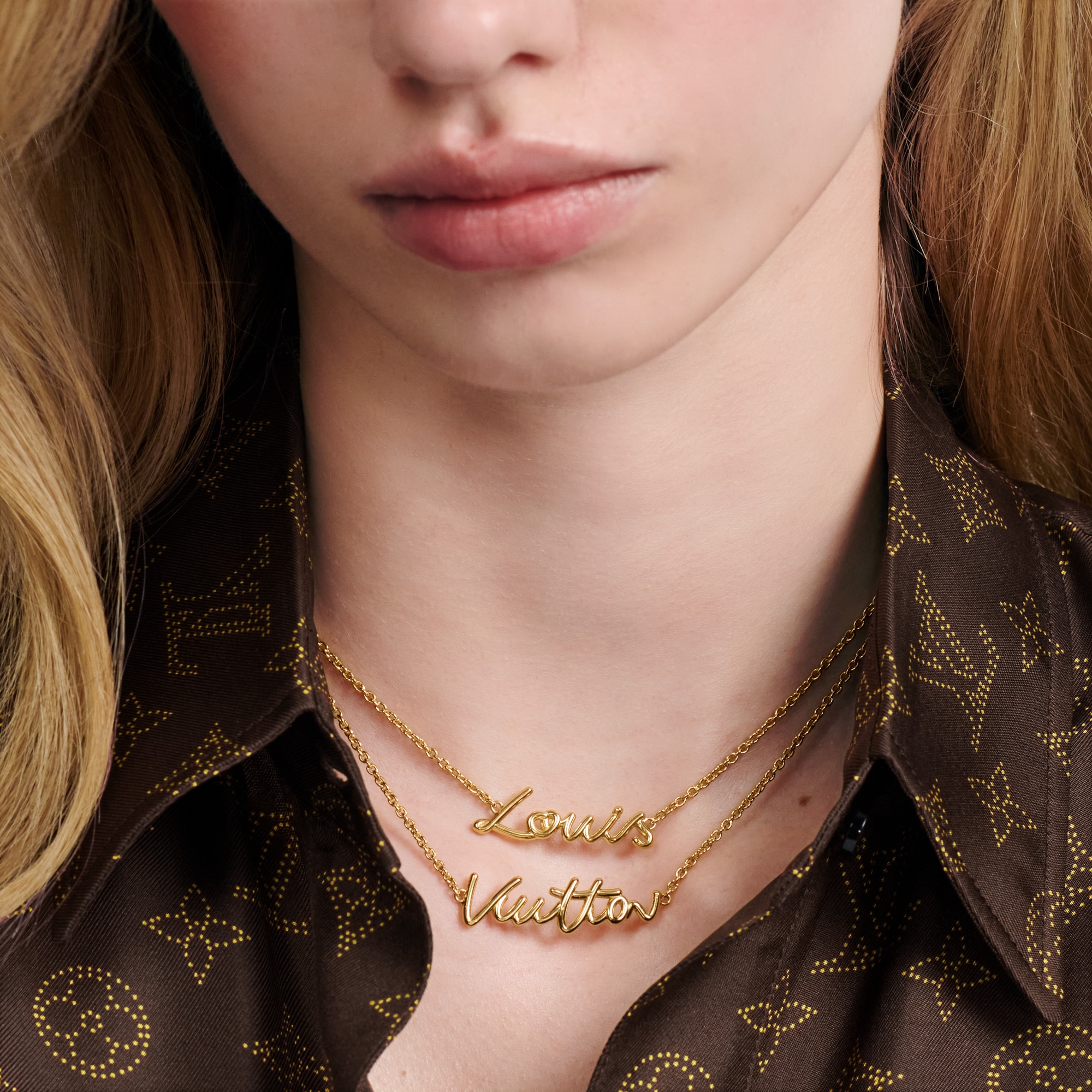 LV Script Necklace S00 in Women