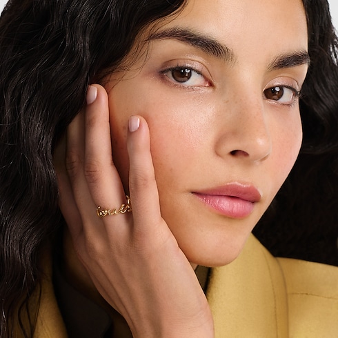 LV Script Ring S00 in Women's Fashion Jewellery Rings collections by Louis Vuitton (Product zoom)