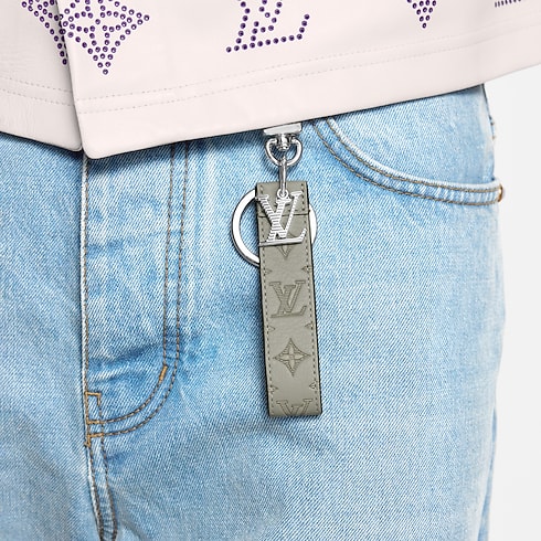 LV Shadow Dragonne Key Holder and Bag Charm S00 in Men's Accessories Key Holders and Bag Charms collections by Louis Vuitton (Product zoom)