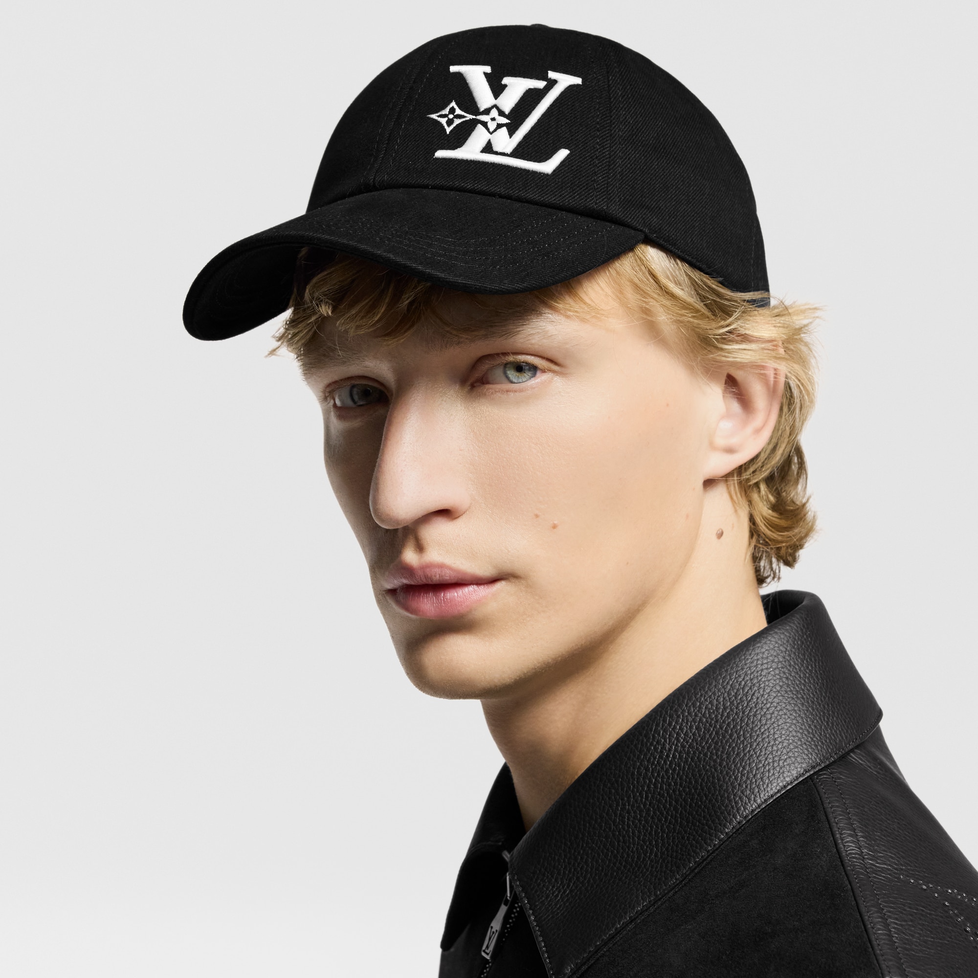 LV Smash Wool Cap S00 in Men