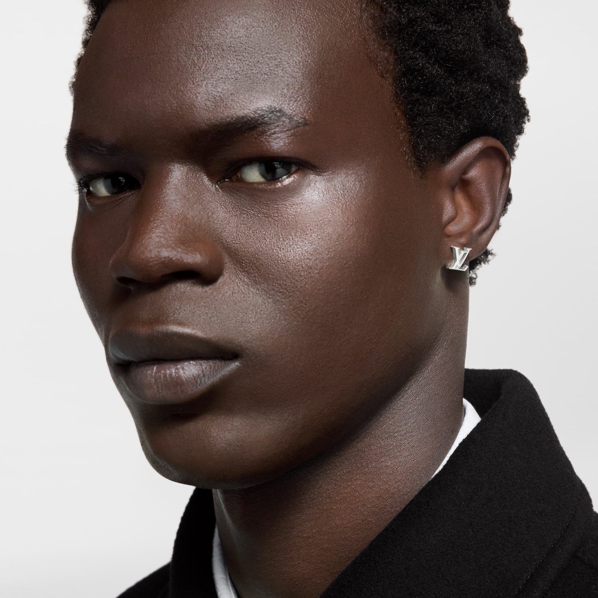 LV Suit Earrings S00 in Men