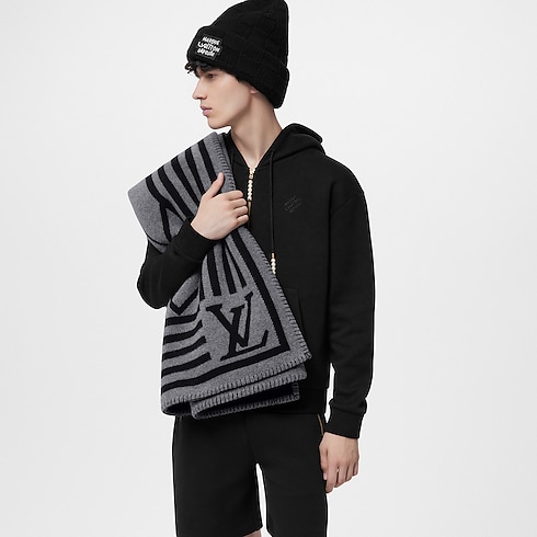 LV Summit Blanket S00 in Men's Accessories Home Textile collections by Louis Vuitton (Product zoom)