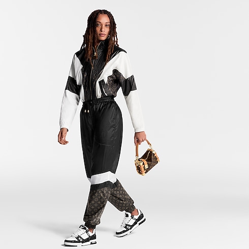 LV Trainer Sneaker in Women's Shoes Sneakers collections by Louis Vuitton (Product zoom)