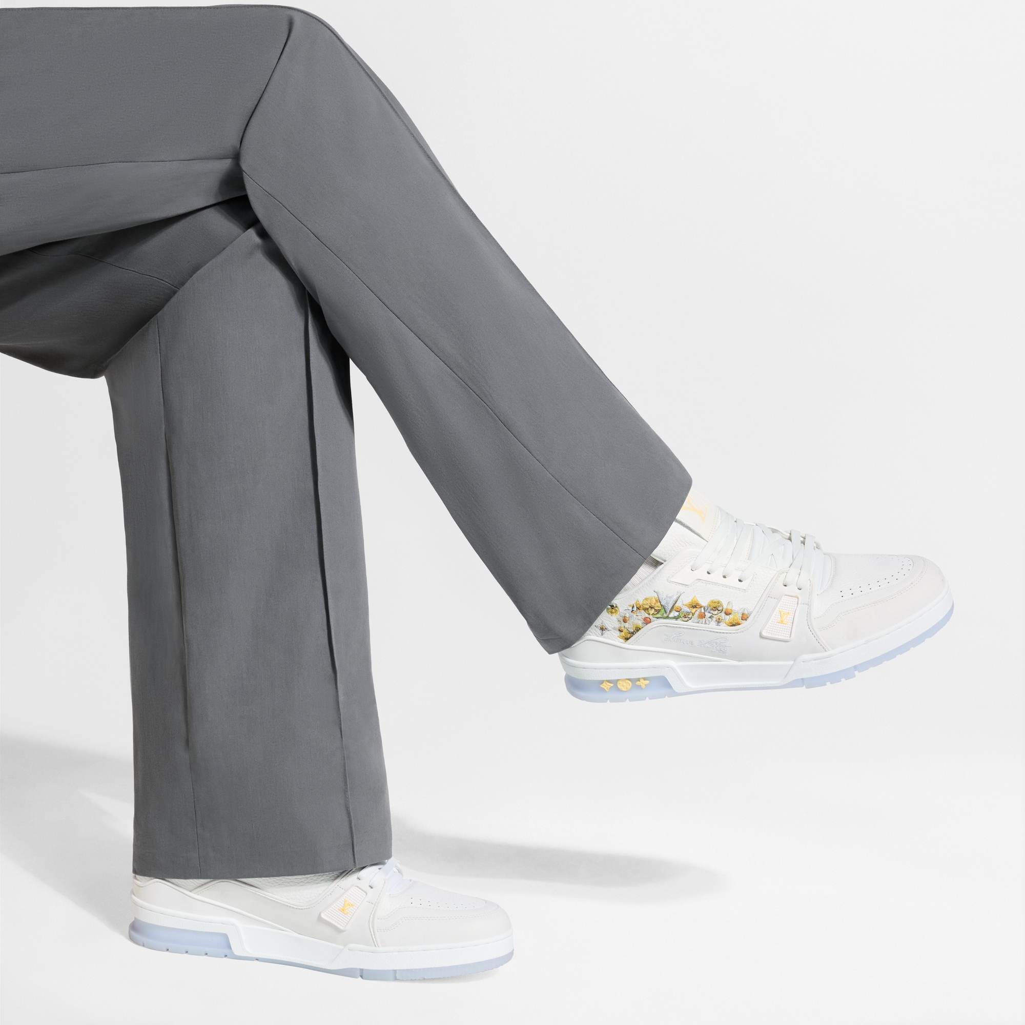 LV Trainer Sneaker - For Men | LOUIS VUITTON