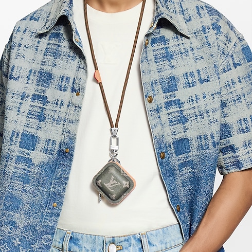 LV Tune Key Holder and Bag Charm S00 in Men's Accessories Key Holders and Bag Charms collections by Louis Vuitton (Product zoom)