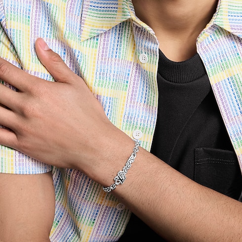 LV Vers Bracelet S00 in Men's Fashion Jewelry Bracelets collections by Louis Vuitton (Product zoom)