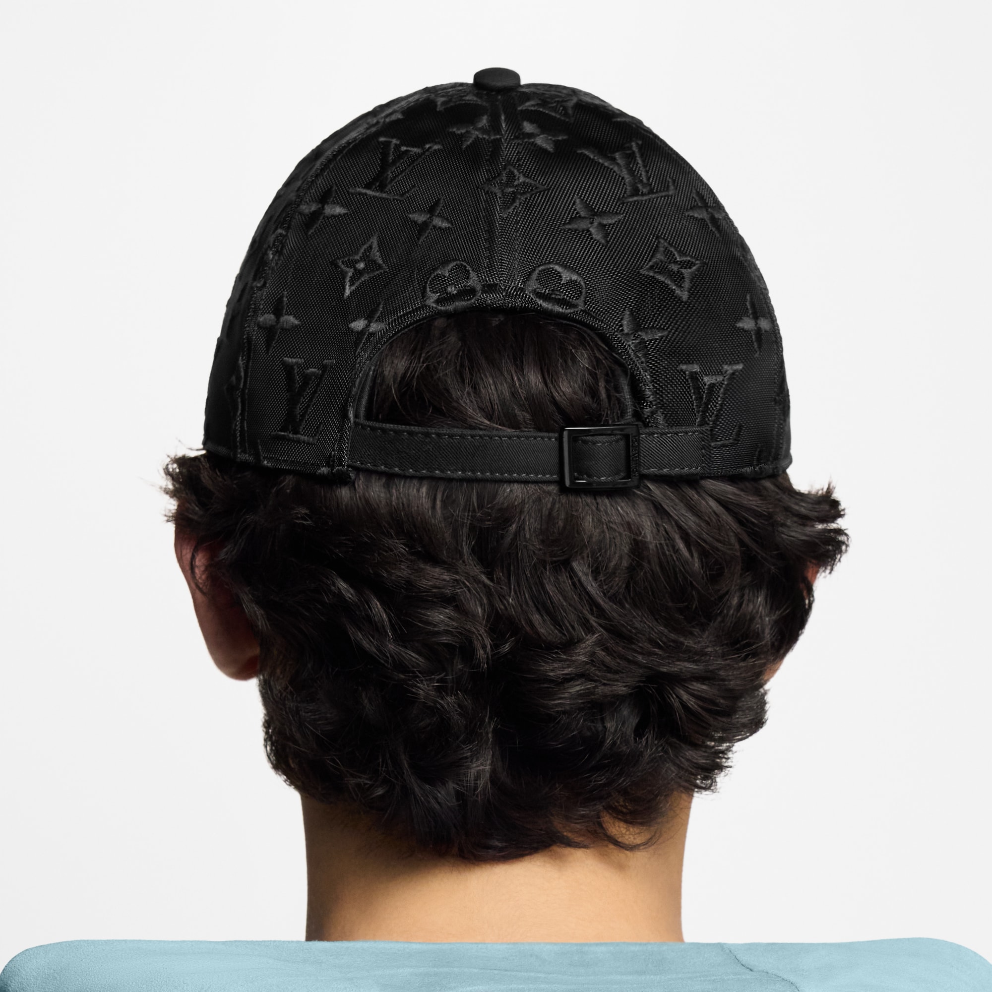 LV Vers Mesh Cap S00 in Men