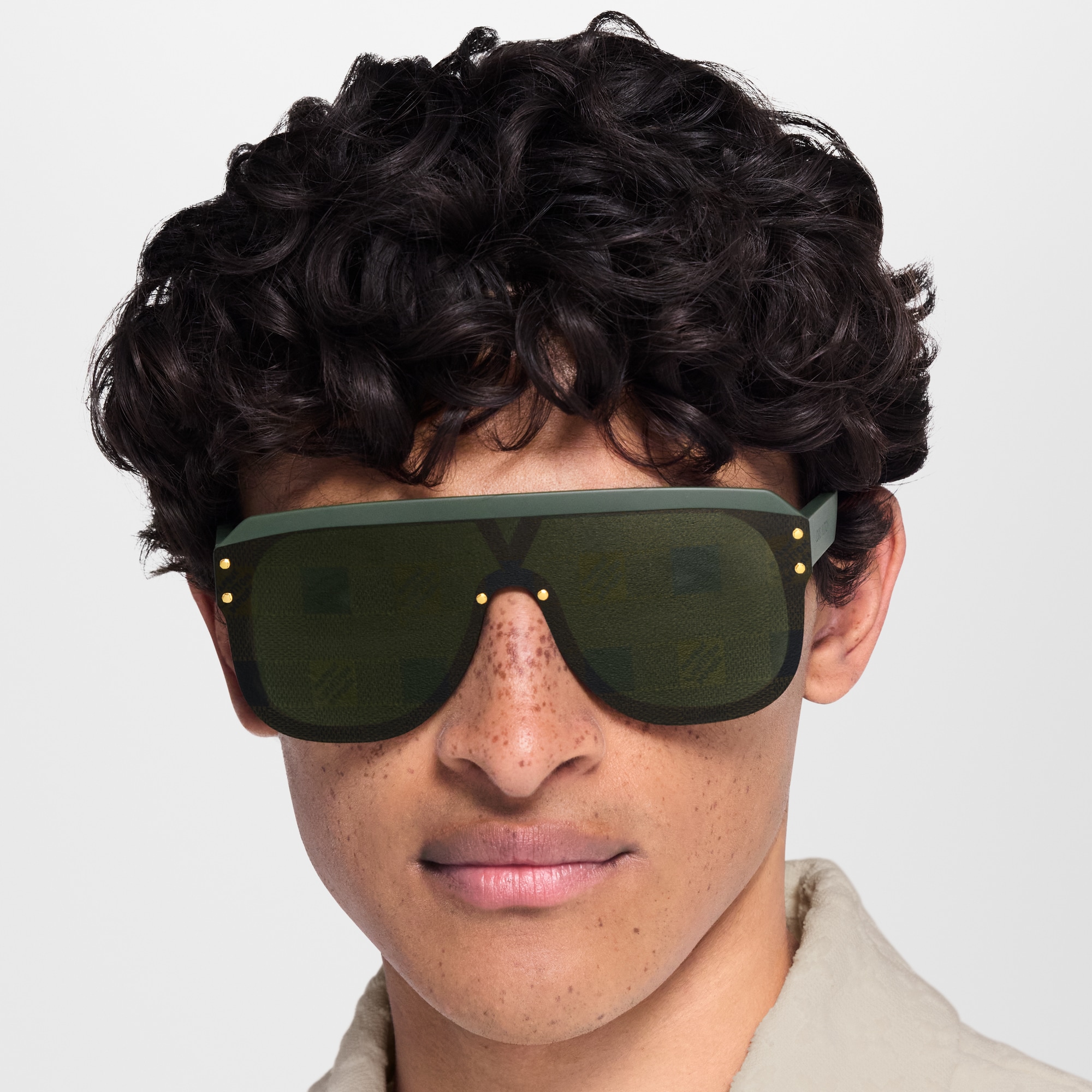 LV Waimea Mask Round Sunglasses S00 in Men