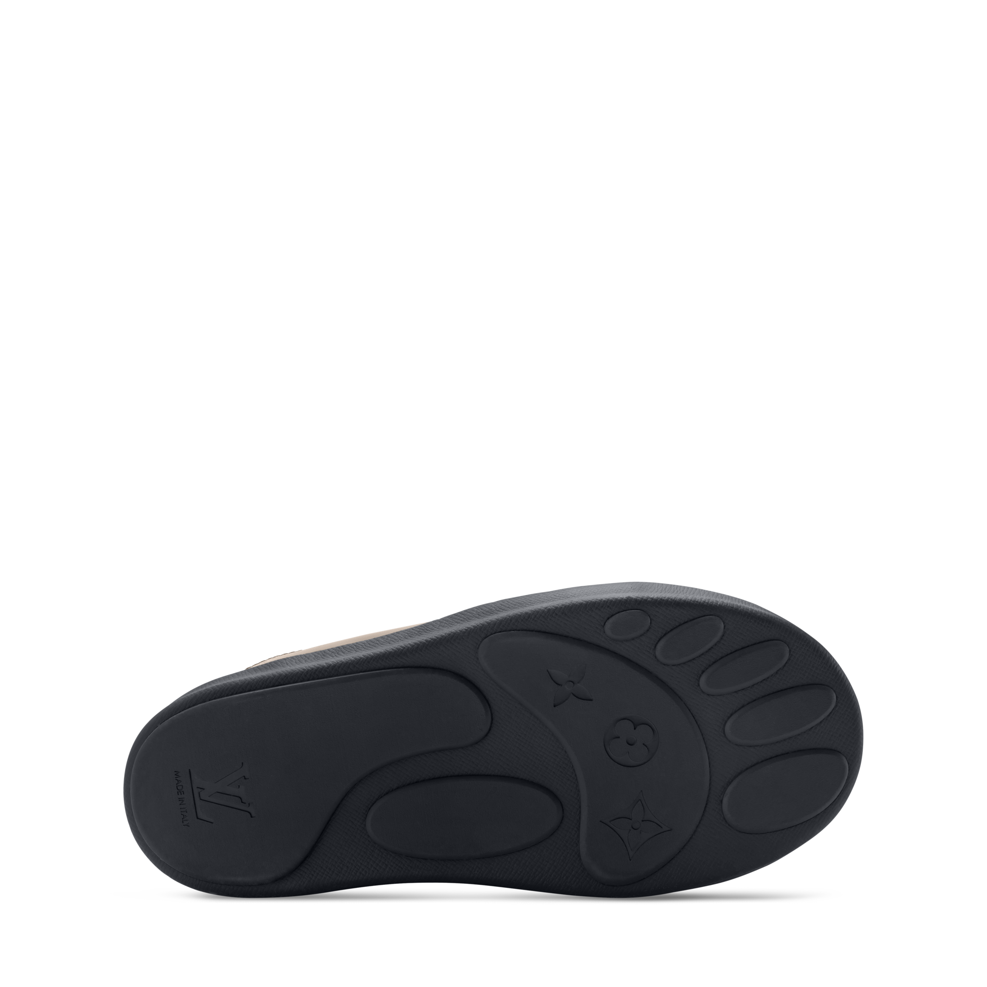 LV Yeti Mid Boot  in New