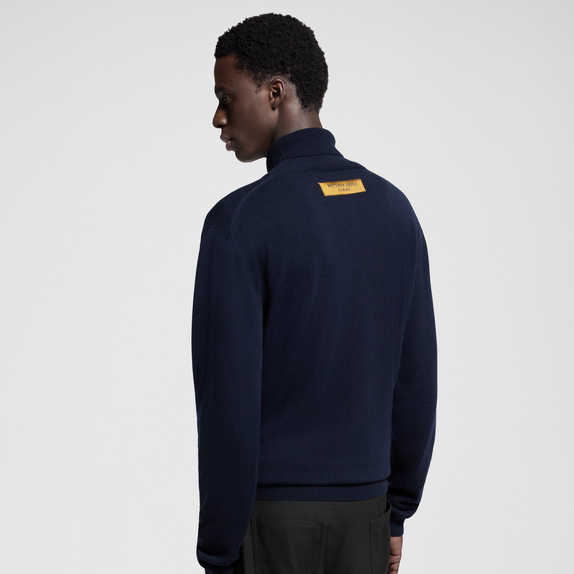 LVSE LV Embossed Turtle Neck  in New