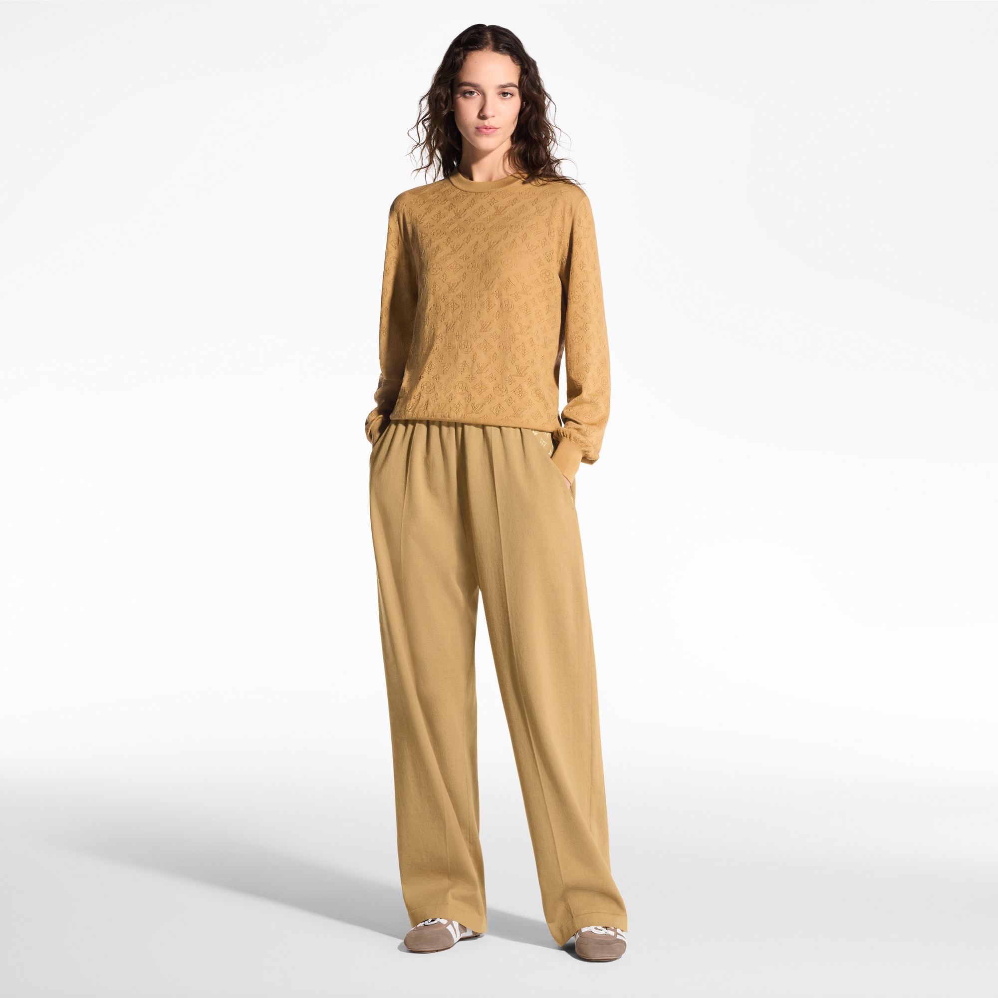 Mahina Pullover  in Women