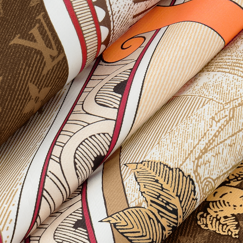 Malles Merveilleuses Square 90 S00 in Women's Accessories Silk Squares and Bandeaux collections by Louis Vuitton (Product zoom)