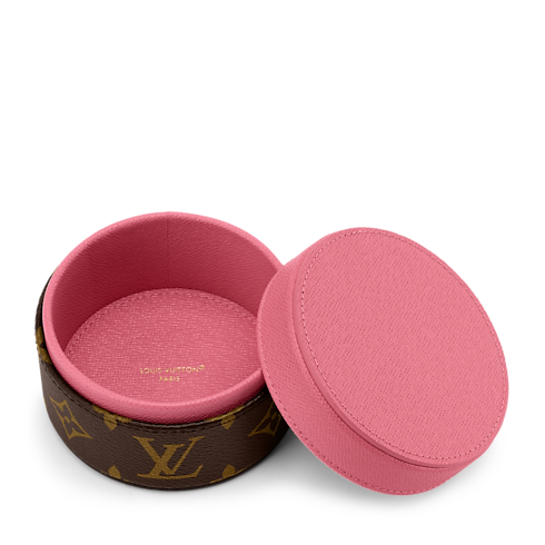 Martha Round Box XS S00 in Trunks, Travel and Home's Library Office and Writing collections by Louis Vuitton (Product zoom)