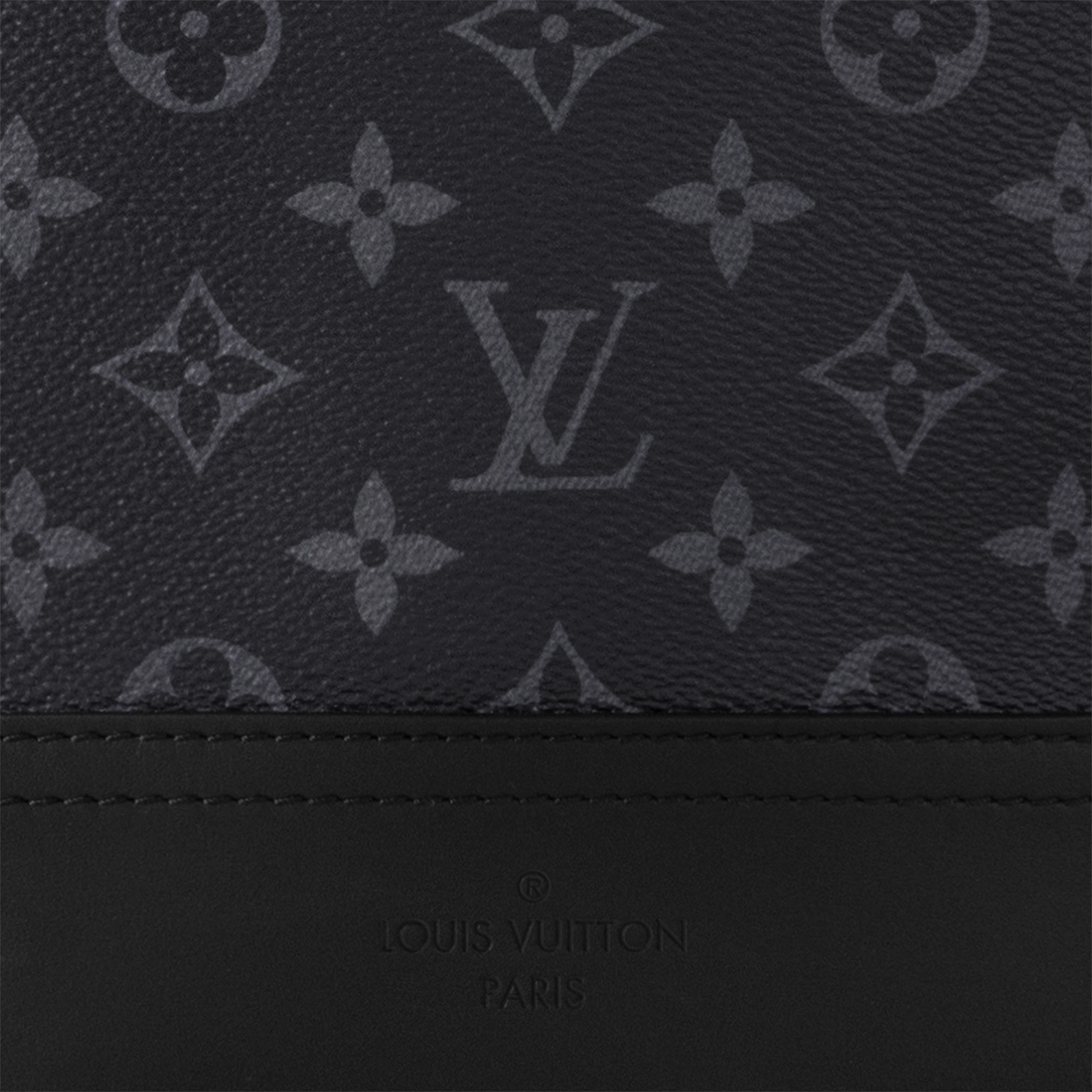 Maxi Noé Sling Monogram Eclipse in Men