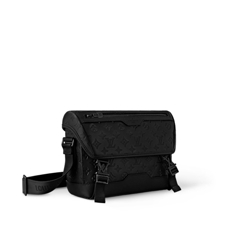 Messenger Voyager PM Monogram Shadow Leather in Men's Bags All Collections collections by Louis Vuitton (Product zoom)