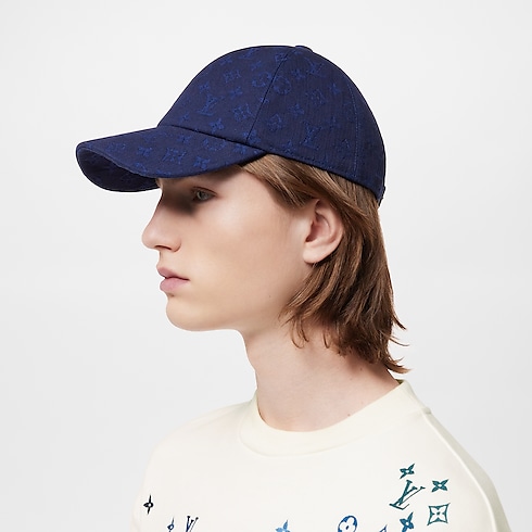MNG Essential Cap S00 in Men's Accessories Hats, Beanies and Gloves collections by Louis Vuitton (Product zoom)