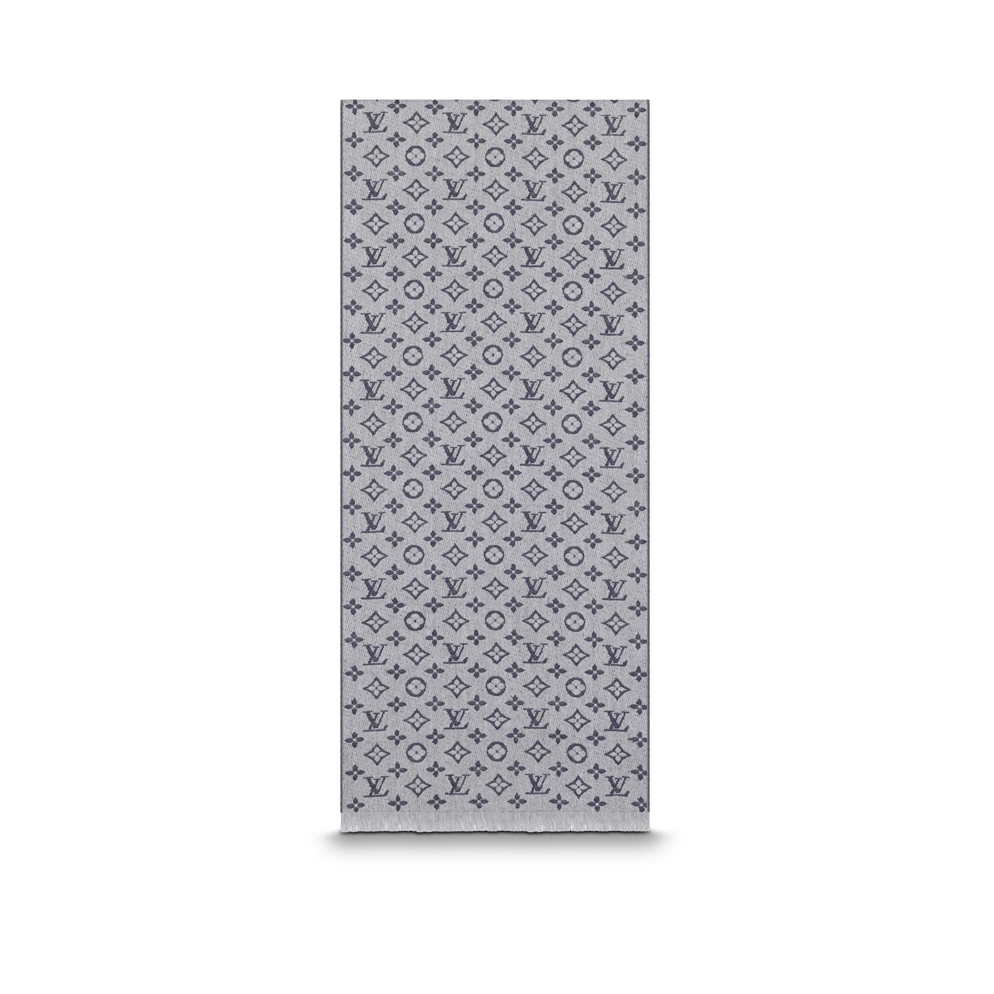 Monogram Classic scarf S00 in Men
