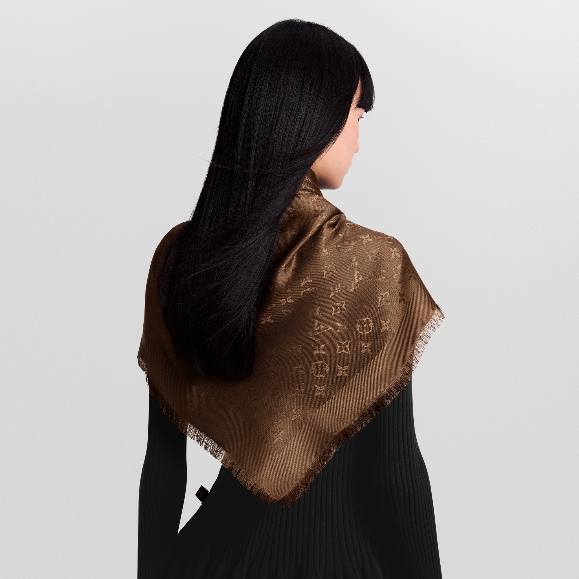 Monogram Classic Shawl S00 in Women