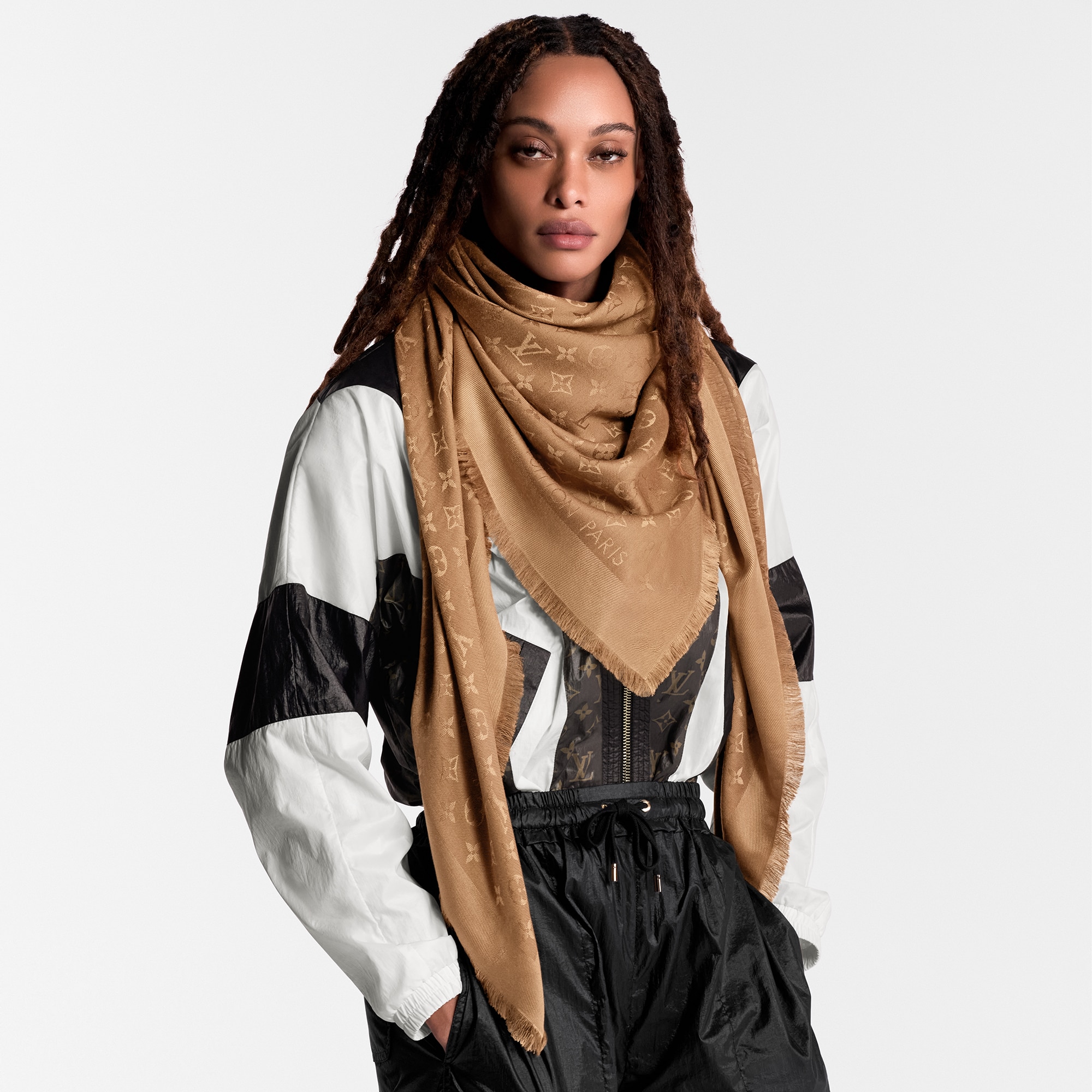 Monogram Classic Shawl S00 in Women