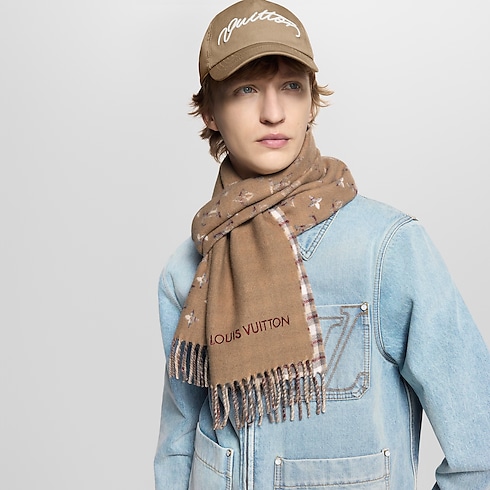 Monogram Gradient Tartan Scarf S00 in Men's Accessories Scarves collections by Louis Vuitton (Product zoom)