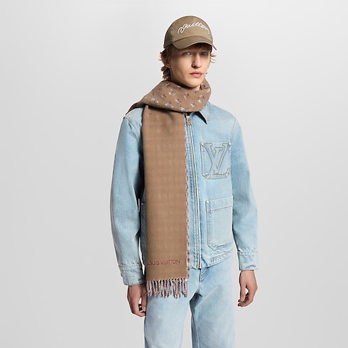 Monogram Gradient Tartan Scarf S00 in Men's Accessories Scarves collections by Louis Vuitton (Product zoom)