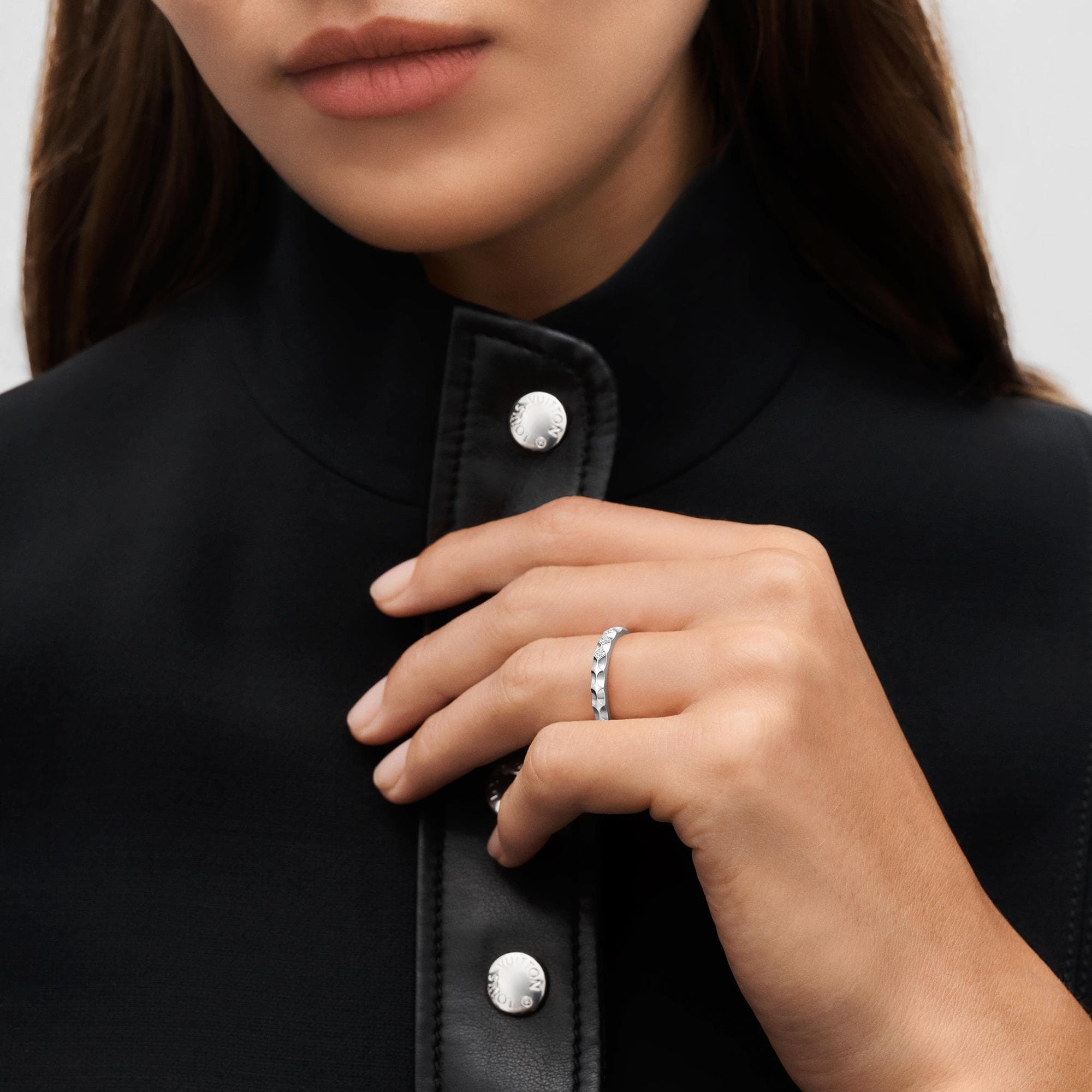 Monogram Infini wedding band, white gold and princess-cut diamonds  in Jewellery