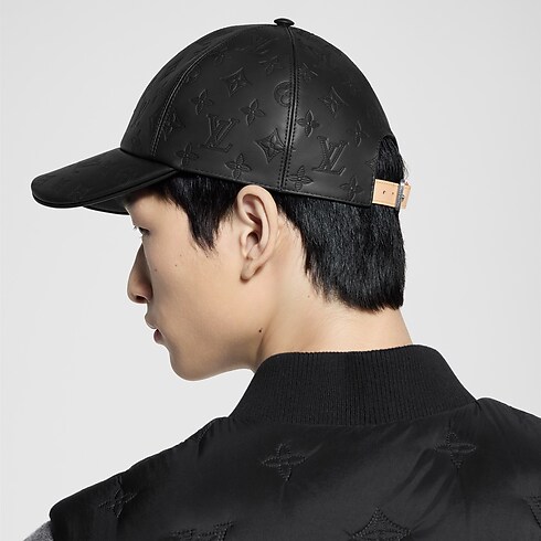 Monogram Shadow Cap S00 in Men's Accessories Hats, Beanies and Gloves collections by Louis Vuitton (Product zoom)