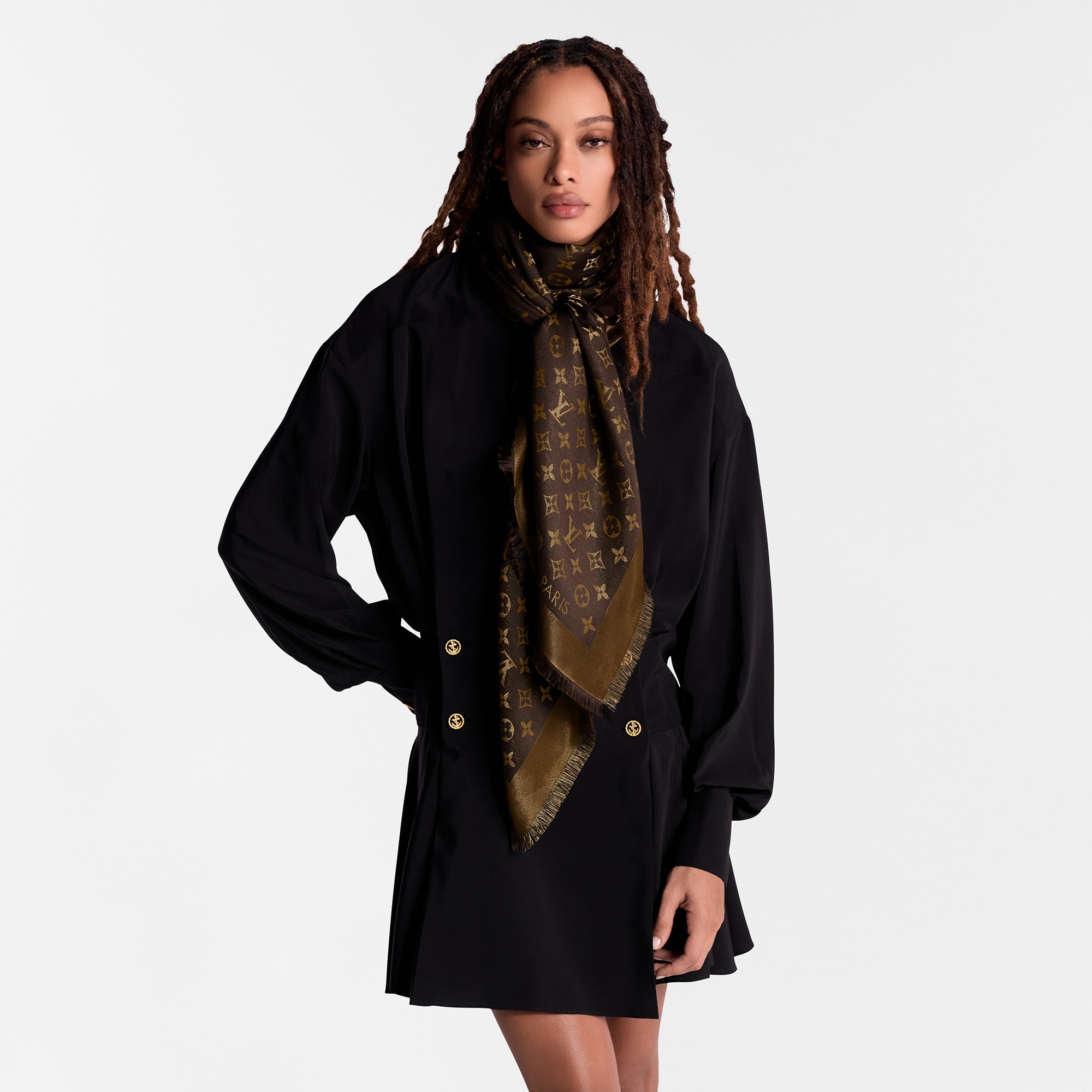 Monogram Shine Shawl S00 in Women