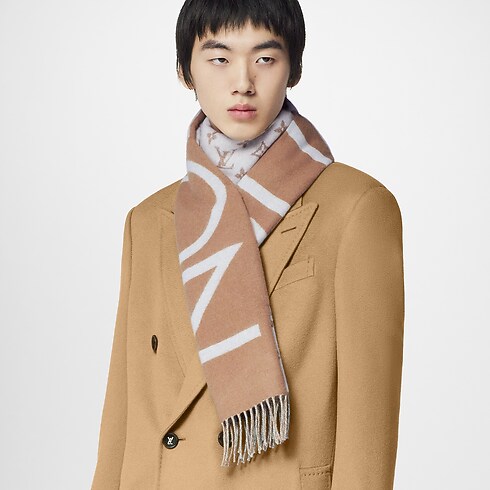 Monogram Split Scarf S00 in Men's Accessories Scarves collections by Louis Vuitton (Product zoom)