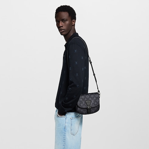 Montsouris Messenger PM Monogram Eclipse in Bags and Small Leather Goods's Men Bags Newness collections by Louis Vuitton (Product zoom)