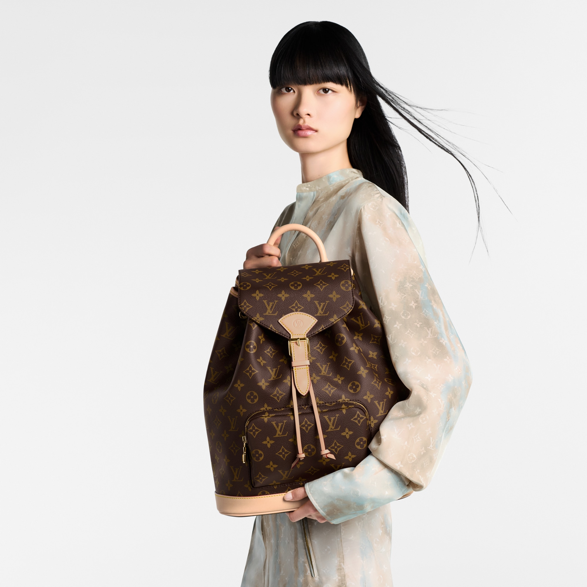Montsouris MM Monogram Canvas in Women