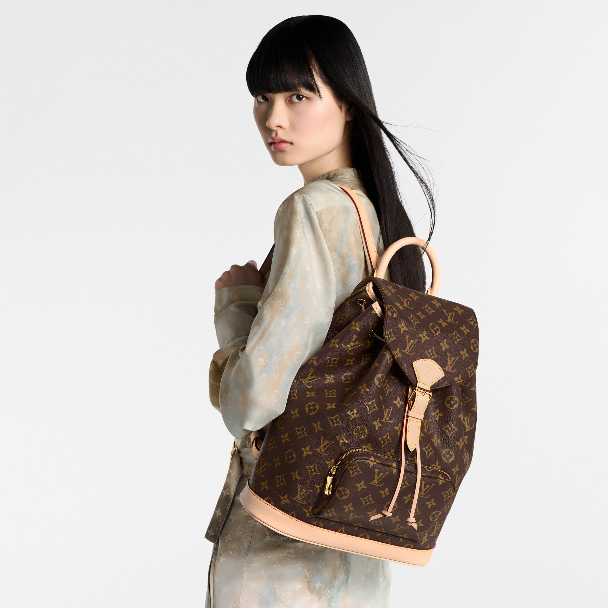 Montsouris MM Monogram Canvas in Women