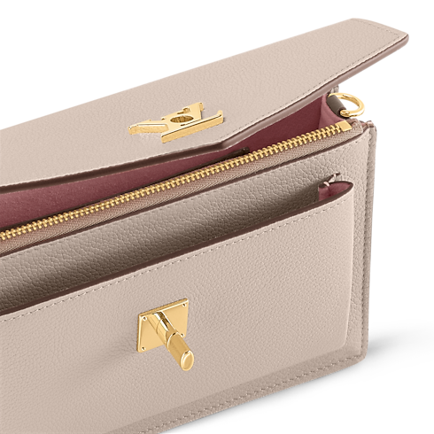 Mylockme Chain Pochette Lockme Leather in Women's Wallets and Small Leather Goods All Wallets and Small Leather Goods collections by Louis Vuitton (Product zoom)