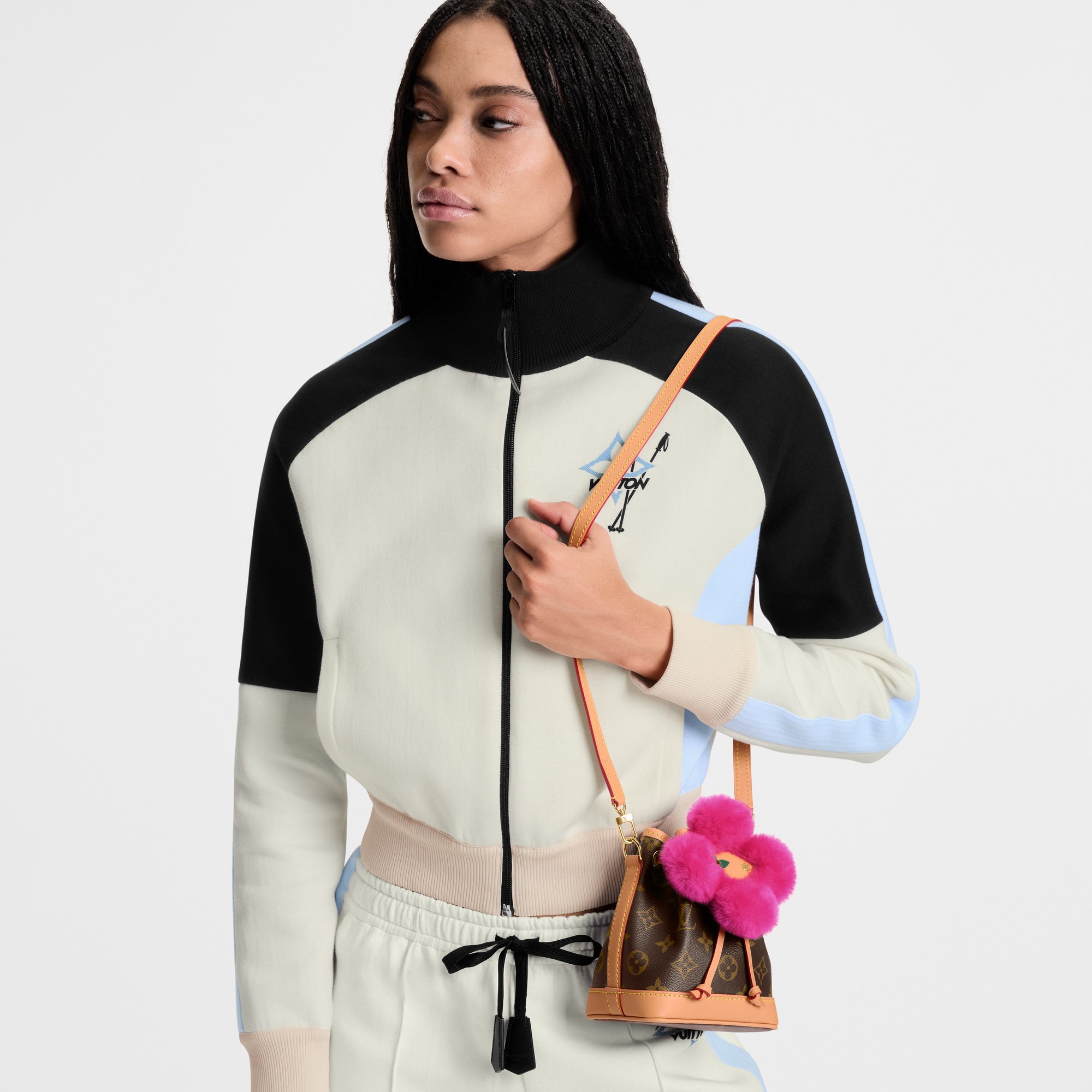 Noé-Where Vivienne Monogram Canvas in Women