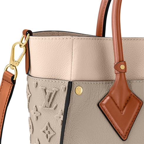 On My Side Autres High End in Women's Handbags Handbags collections by Louis Vuitton (Product zoom)