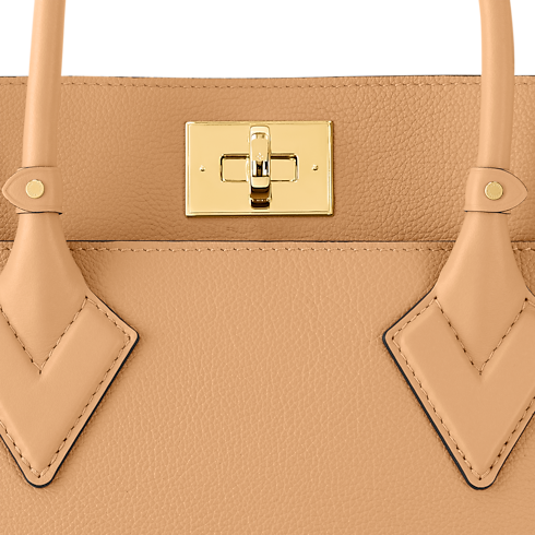 On My Side GM Autres High End in Women's Handbags All Collections collections by Louis Vuitton (Product zoom)