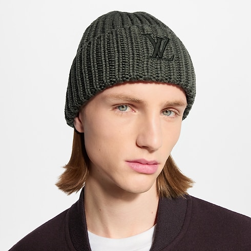Only LV Beanie S00 in Men's Accessories Hats, Beanies and Gloves collections by Louis Vuitton (Product zoom)