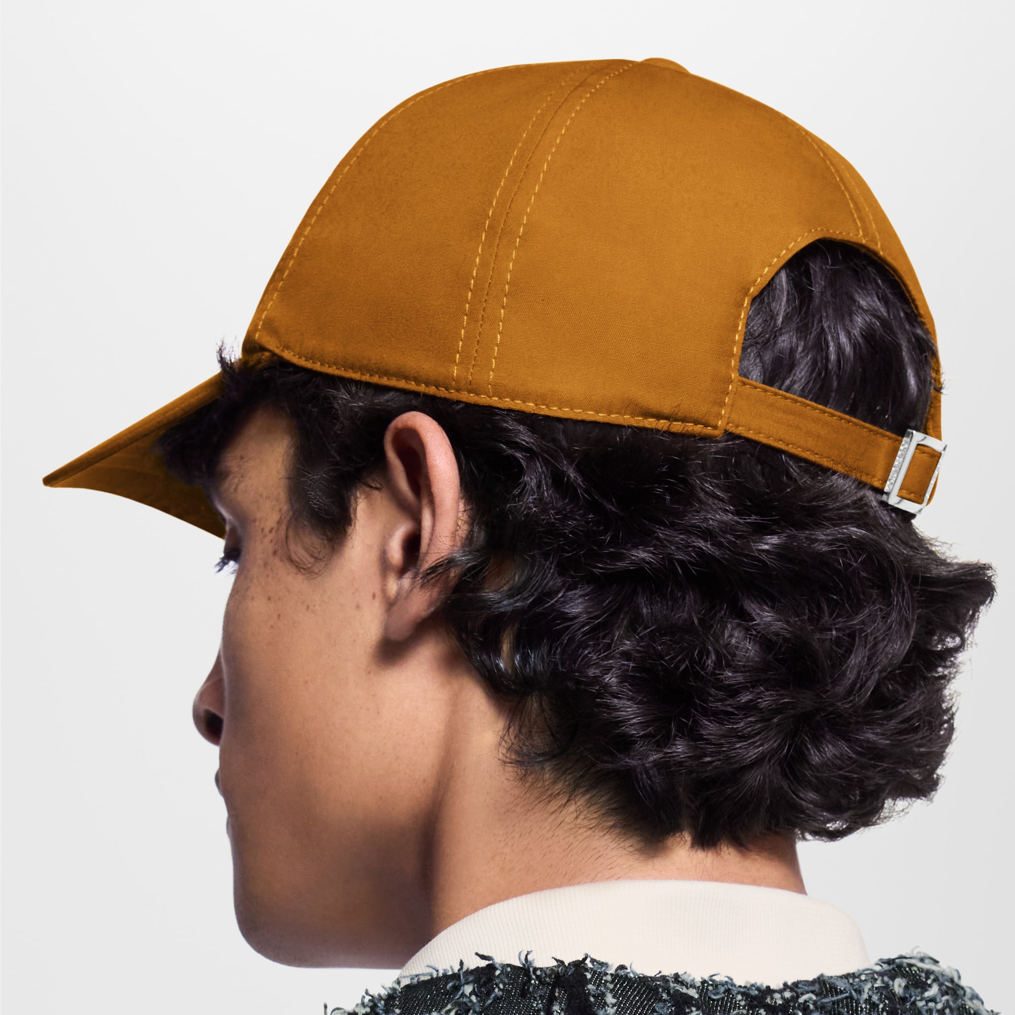 Only LV Cap S00 in Men