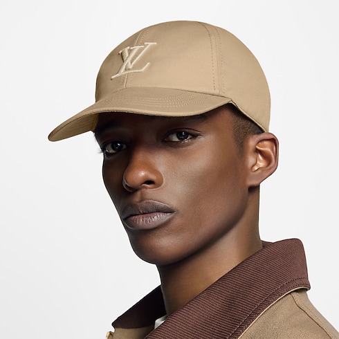 Only LV Cap S00 in Men's Accessories Hats, Beanies and Gloves collections by Louis Vuitton (Product zoom)