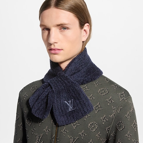 Only LV Mini Comfy Scarf S00 in Men's Accessories All Accessories collections by Louis Vuitton (Product zoom)
