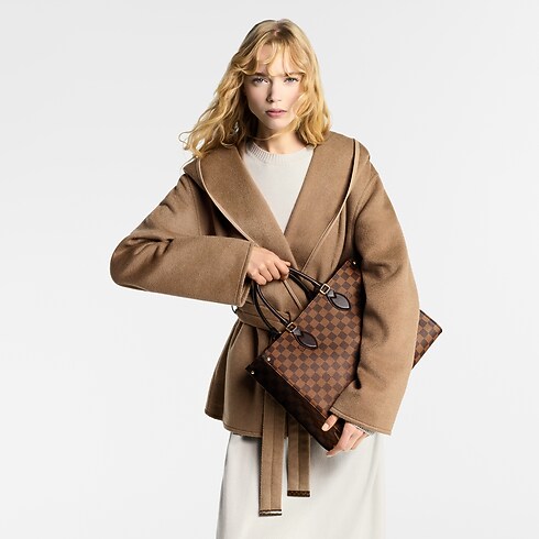 OnTheGo MM Damier Ebene Canvas in Bags and Small Leather Goods's Women Bags LV Icons collections by Louis Vuitton (Product zoom)