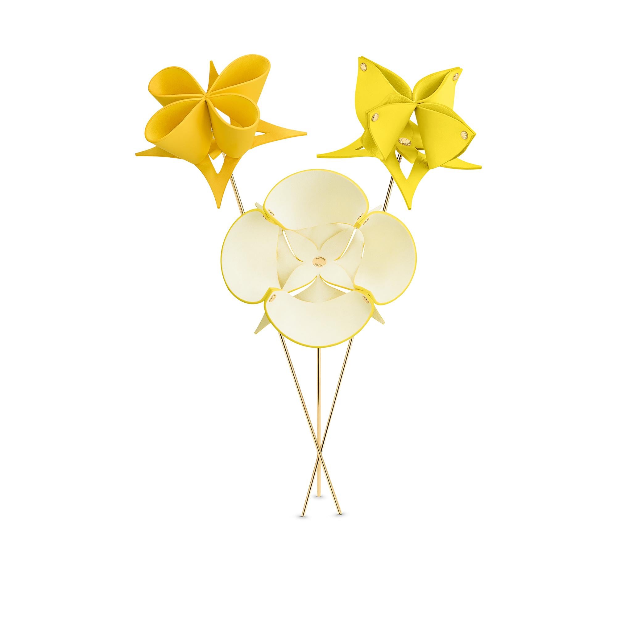 Origami Flowers By Atelier Oï  in Trunks, Travel and Home