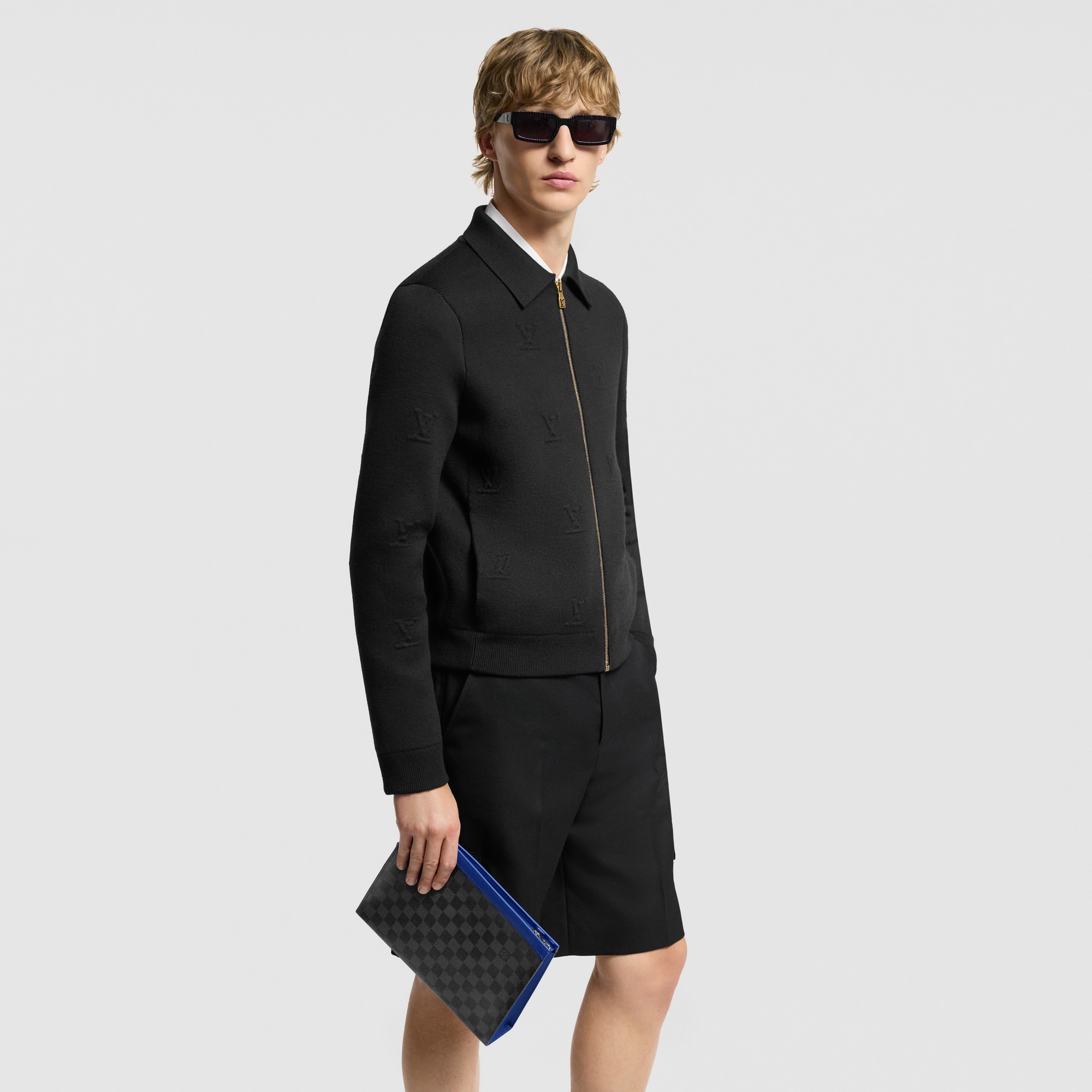 Pochette Voyage MM Damier Graphite Canvas in Gifts