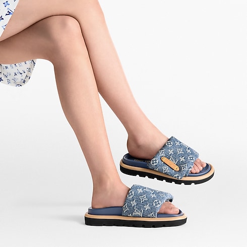 Pool Pillow Flat Comfort Mule in Women's Shoes Mules and Slides collections by Louis Vuitton (Product zoom)